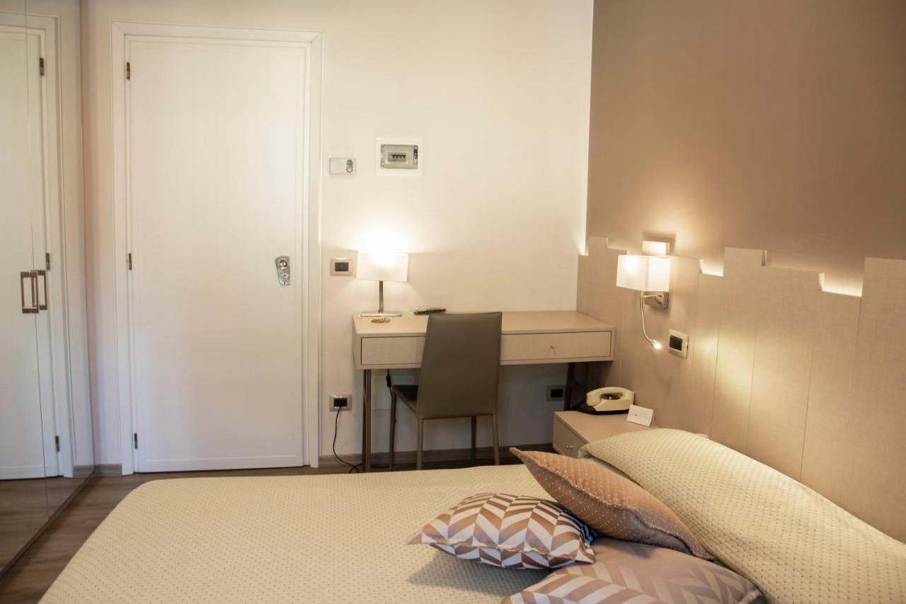 Albergo Milano Boario Terme Exterior foto