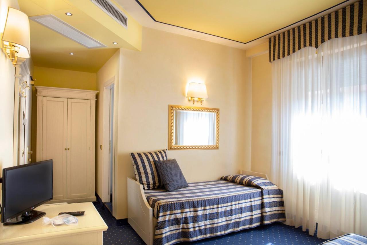 Albergo Milano Boario Terme Exterior foto
