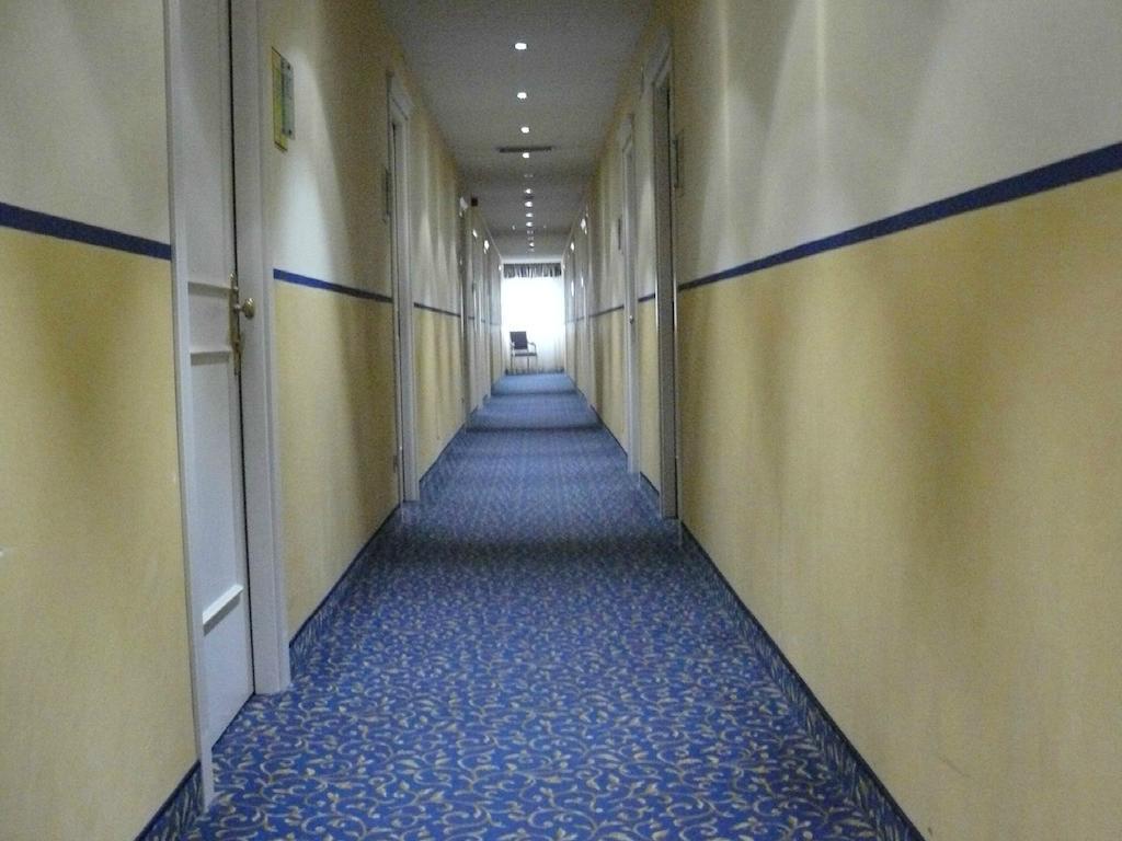 Albergo Milano Boario Terme Exterior foto