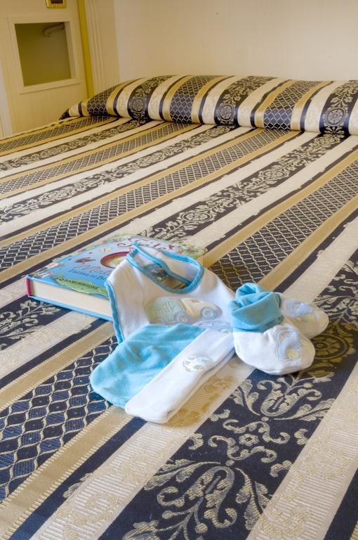 Albergo Milano Boario Terme Habitación foto